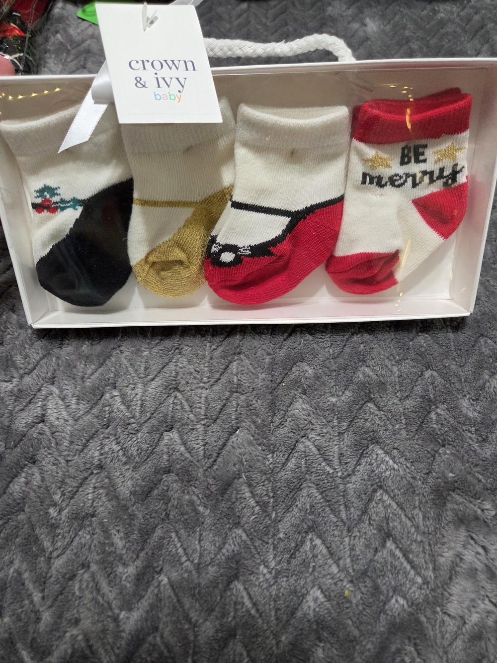 crown & ivy Baby Holiday Sock Set in Red, Gold, Black, White